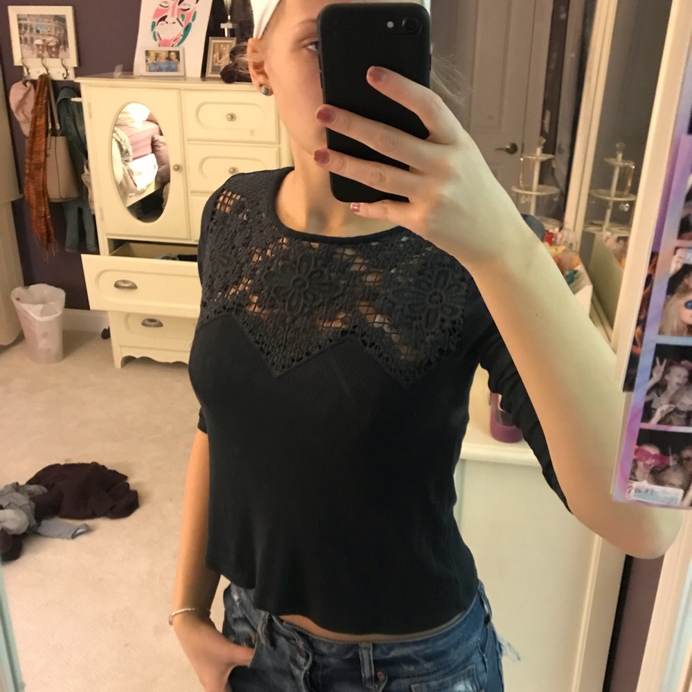 American Eagle lace top dark deep blue